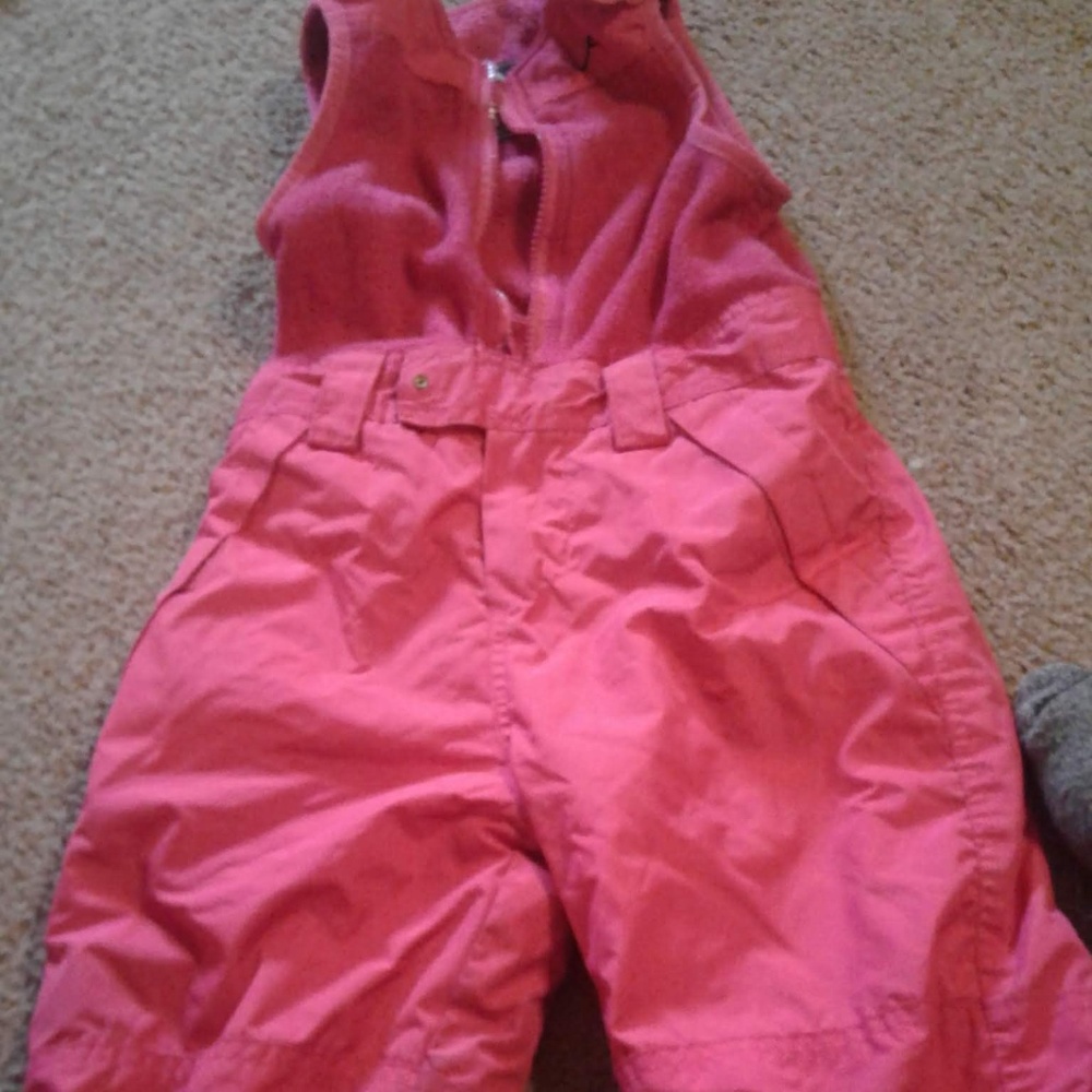 girls 4T snow pants, and gloves